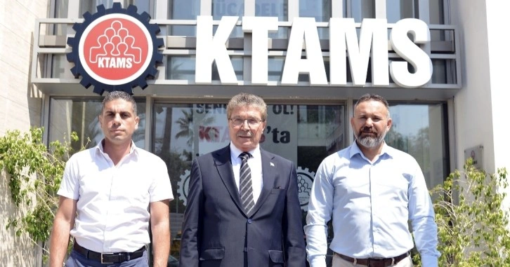 Başbakan Üstel,KTAMS’ı ziyaret etti: “Ortak derdimiz ülkenin geleceği”