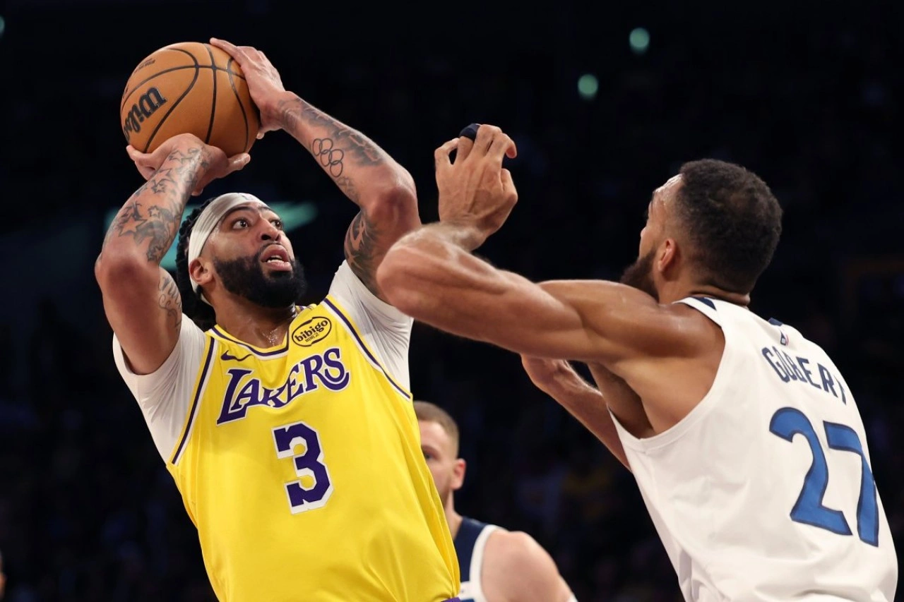 Boston ve Lakers galip