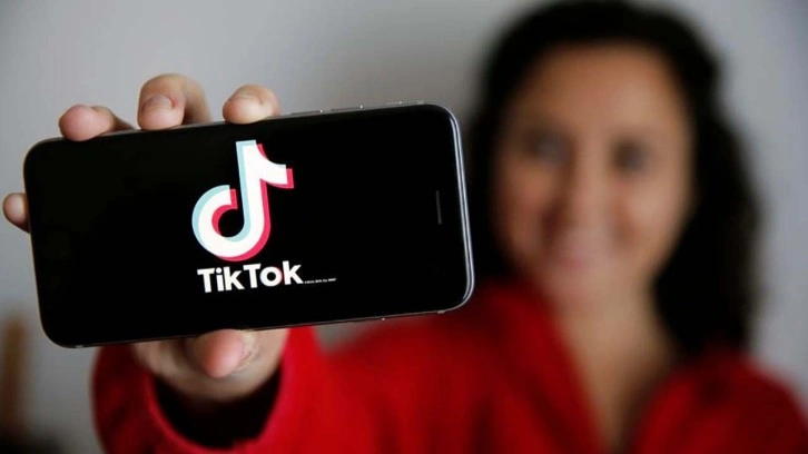 Bu saatlere dikkat edin! TikTok için büyük uyarı geldi. Saat verdi!