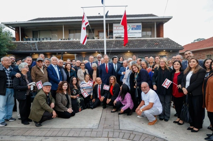 Cumhurbaşkanı Tatar Sydney’de, Kuzey Kıbrıs Türk Derneği’ni ziyaret etti