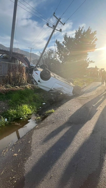 Dikmen &#8211; Boğazköy ana yolunda kaza&#8230;bir yaralı