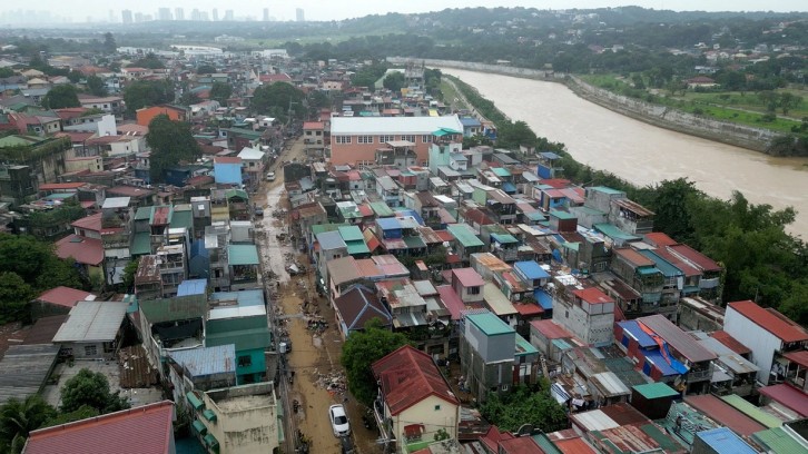 Filipinler'de Butchoy ve Carina tropikal kasırgaları nedeniyle can kaybı 39'a çıktı