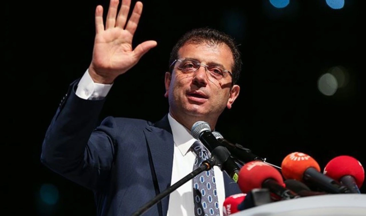 Gözaltındaki Ekrem İmamoğlu'ndan yeni mesaj: 'Saraçhane'den tüm Türkiye'ye selam