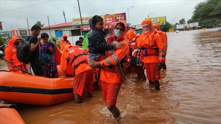 Hindistan'ın Tripura eyaletindeki sel ve heyelanlarda ölenlerin sayısı 22'ye çıktı