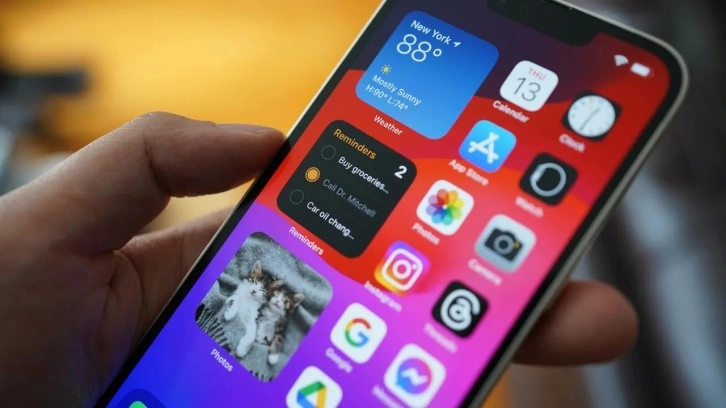 iOS 18 ile iPhone arayüzü baştan aşağı değişiyor!