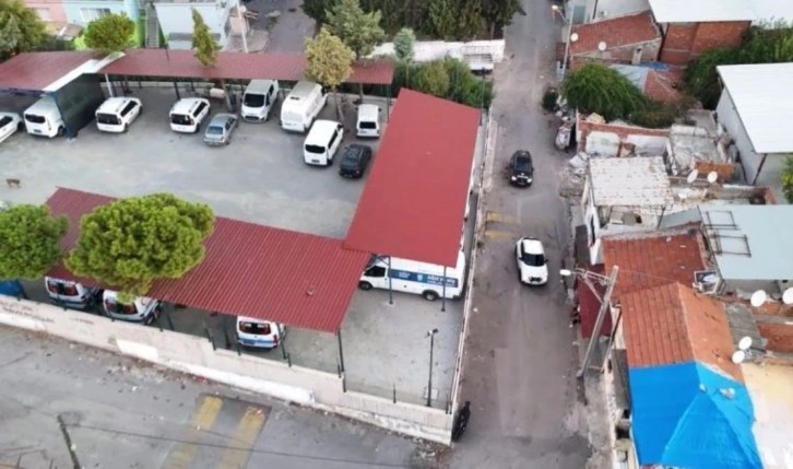 İzmir'de aranan şüphelilere operasyon: 149 gözaltı