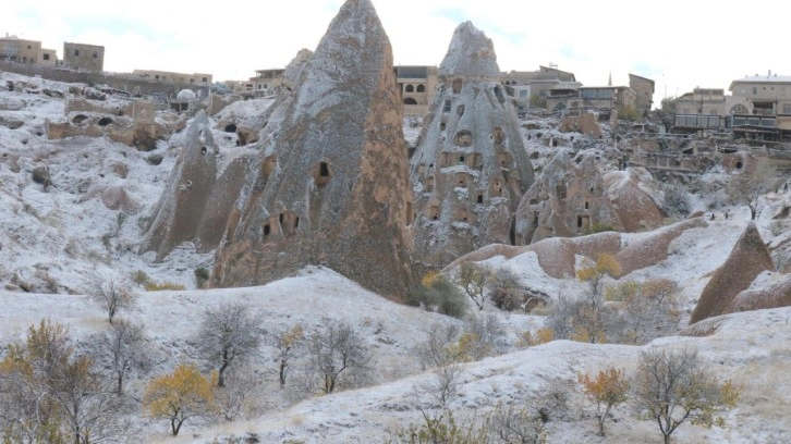 Kapadokya'ya mevsimin ilk karı yağdı