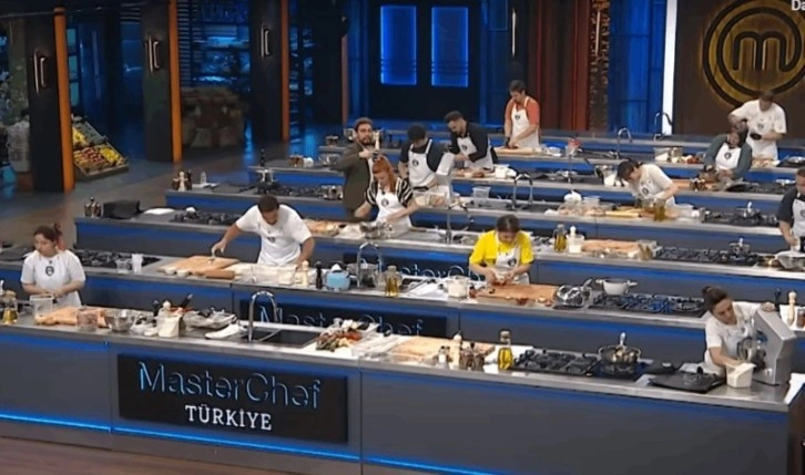 Masterchef 2024 ana kadronun ilk ismi kim oldu? Masterchef'te önlüğün sahibi kim oldu?