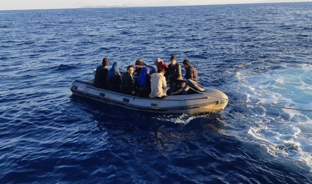 Muğla'da yelkenli teknede 31 düzensiz göçmen yakalandı