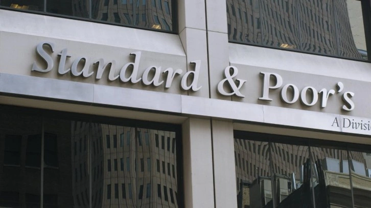 S&#038;P, İsrail'in kredi notunu düşürdü