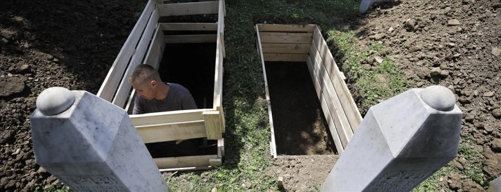 Srebrenitsa Soykırımı'nın 14 kurbanı bugün toprağa verilecek