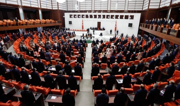 Tartışmaların odağındaydı: Öğretmenlik Meslek Kanunu görüşmeleri durduruldu!