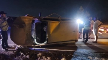 Alayköy'de trafik kazası&#8230; Araçta sıkışan sürücüyü itfaiye ekipleri kurtardı