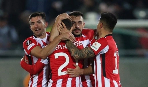 Athletic Bilbao 2 dakikada 3 puanı kaptı