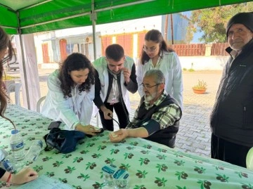 Büyükkonuk Köy Meydanı’nda sağlık taraması yapıldı