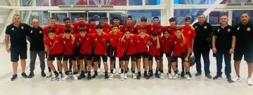 Çetinkaya U 14 takımı, İzmir’de