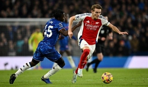 Chelsea ile Arsenal puanları paylaştı!