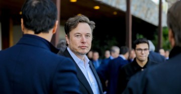 Elon Musk, Dünya'yı Mars'a nasıl taşıyacağını açıkladı!