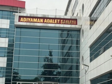 İsias Otel sahibi Bozkurt suçlamaları reddetti .