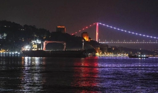 İstanbul Boğazı gemi trafiğine açıldı