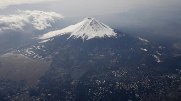 Japonya'da Fuji Dağı krateri yakınlarında kaybolan 3 dağcının cesedi bulundu