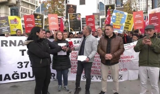 Mağdurlar, TOKİ binası önünde eylem yaptı: ‘Murat Kurum uyuma, mağduruna sahip çık!’