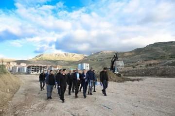 Malatya Büyükşehir Belediyesi Ulaşımı Rahatlatmak İçin Yol Çalışmalarına Hız Verdi