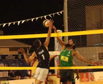 Şampiyon Melekler Plaj Voleybol Ligi