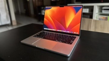 Samsung, OLED MacBook için harekete geçti!